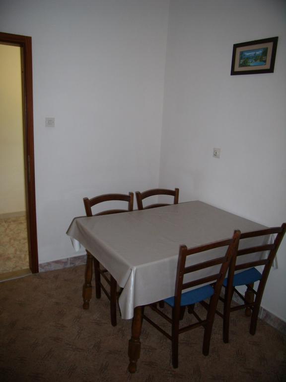 Marina Apartment Trogir Rum bild